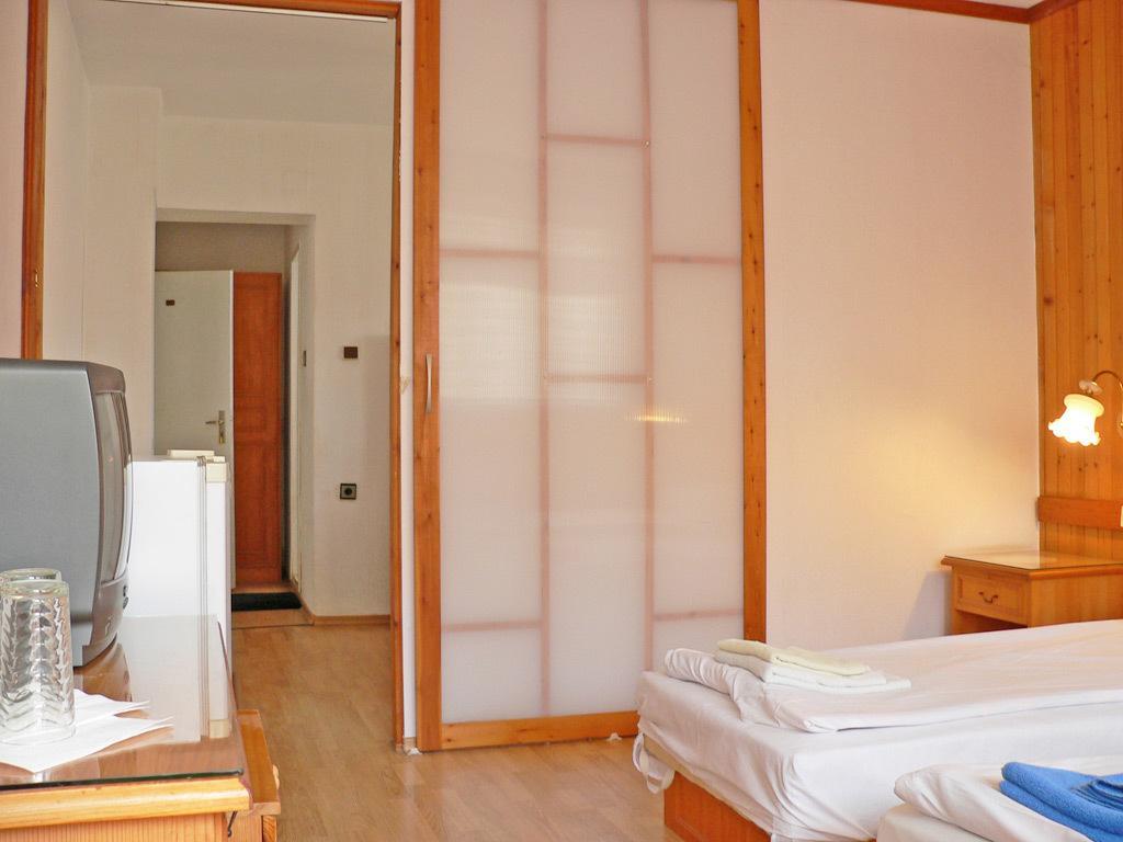 Guest House Kalina Saints Constantine and Helena Bagian luar foto