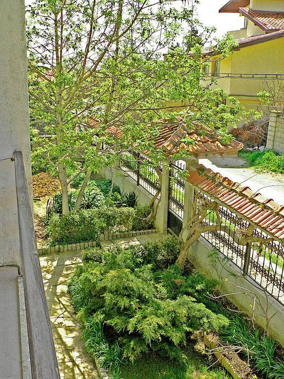 Guest House Kalina Saints Constantine and Helena Bagian luar foto